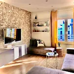 Beautiful View With Garage Space Apartamento *
