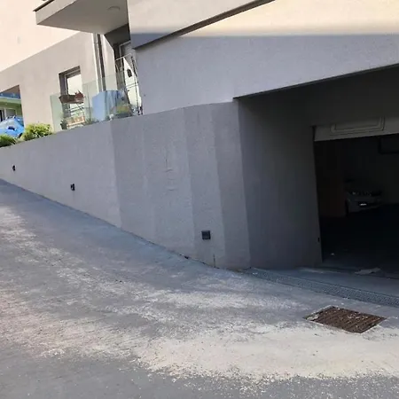 Beautiful View With Garage Space Apartman *
