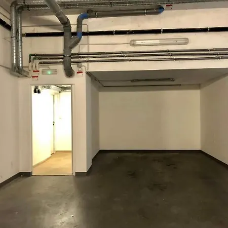 Beautiful View With Garage Space *