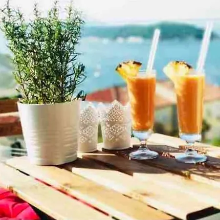 Beautiful View With Garage Space * Mali Losinj