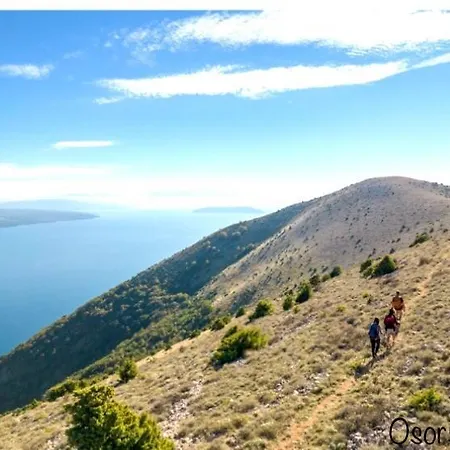 Appartement Beautiful View With Garage Space *
