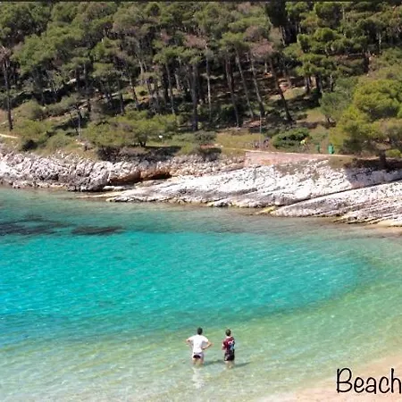 Appartement Beautiful View With Garage Space Mali Lošinj