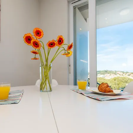 Beautiful View With Garage Space Apartament Mali Lošinj