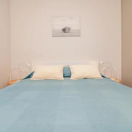 Apartament Beautiful View With Garage Space Mali Lošinj