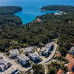 Beautiful View With Garage Space Apartmán Mali Lošinj